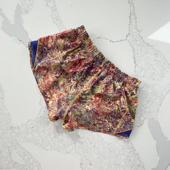 Lululemon | Limited Edition 2019 SeaWheeze Hotty Hot Shorts | Size 6 Regular - Picture 5 of 9